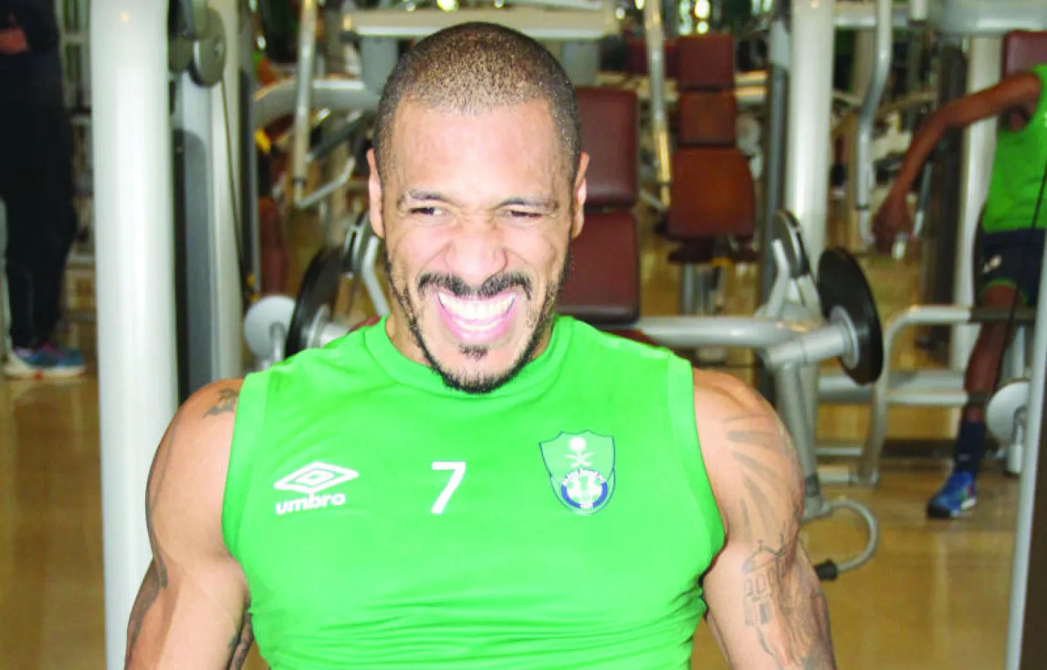 فيكتور يتدرب وحيدا في الأهلي أملا في المشاركة أمام الشعلة