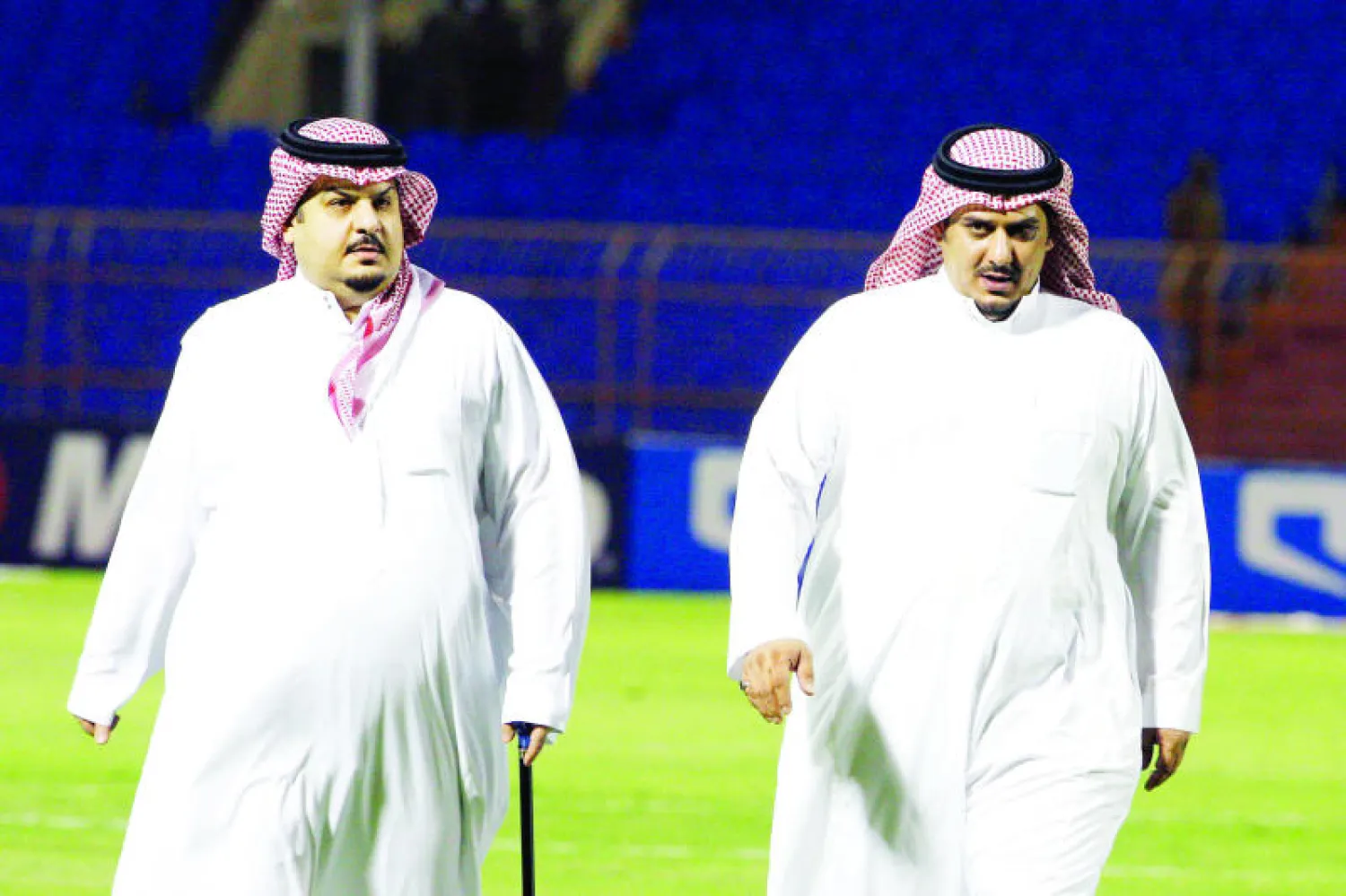 عبد الرحمن بن مساعد يحث نائبه على عدم التسرع في الاستقالة