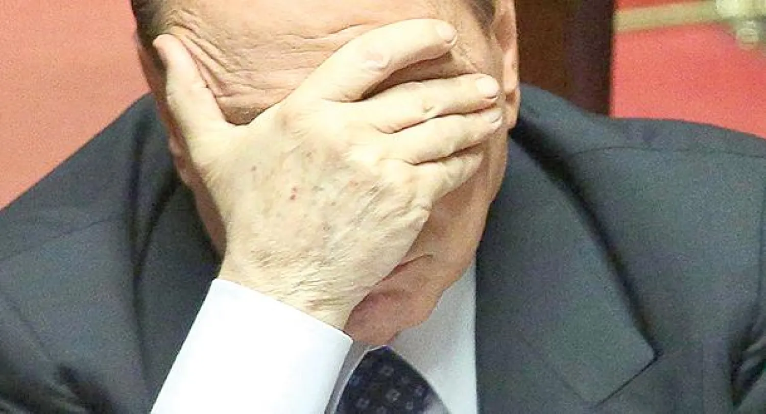 رئيس الوزراء الإيطالي السابق سيلفيو برلسكوني خلال مشاركته في اجتماعات مجلس الشيوخ الإيطالي بداية الشهر الجاري (إ.ب.أ)