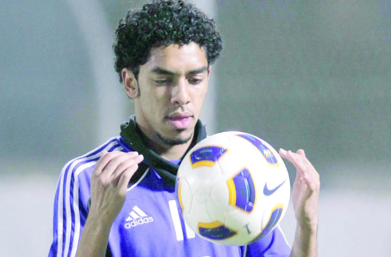 الهلال يستعين بالحكام الأجانب أمام الأهلي والنصر