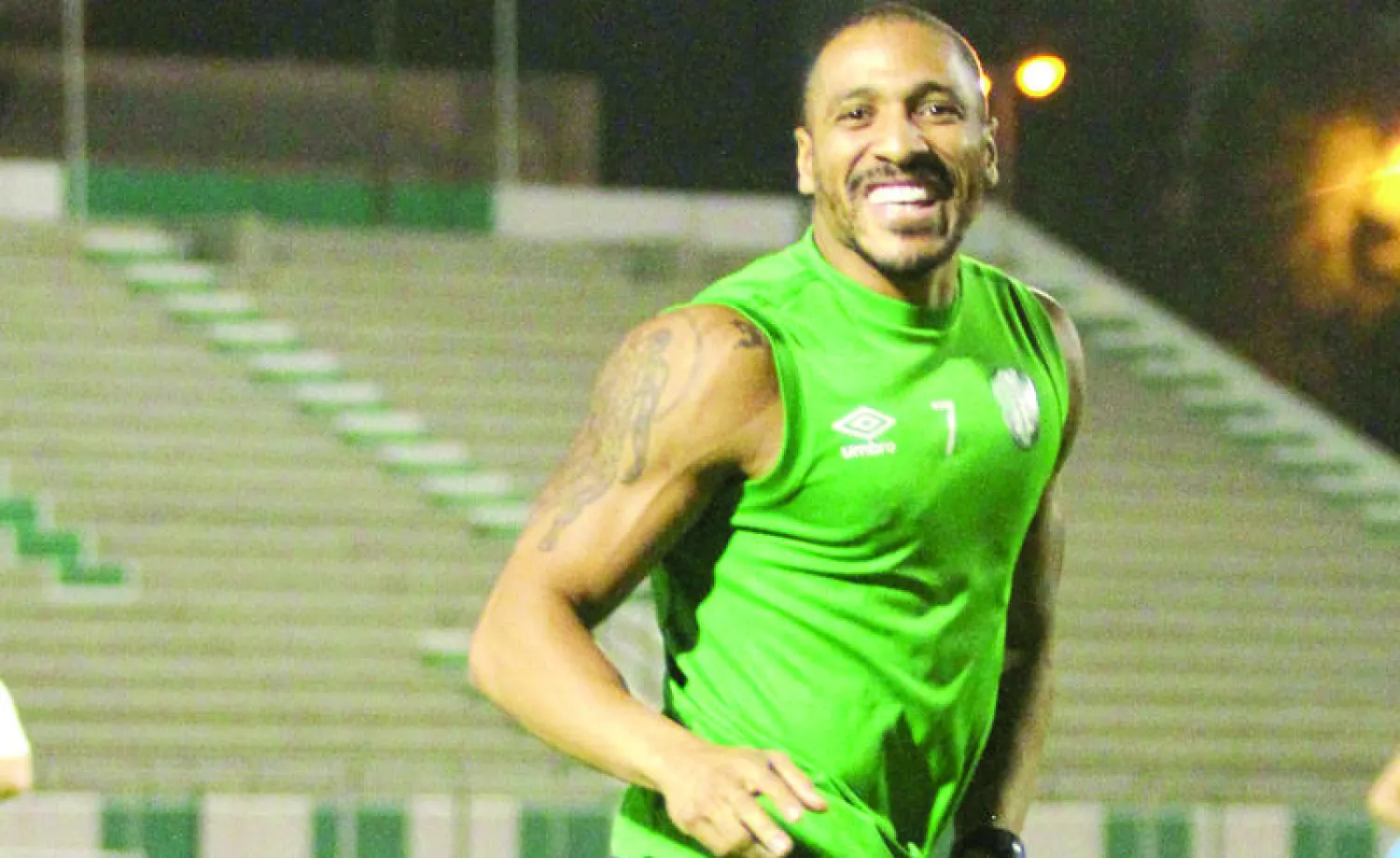 فرحة أهلاوية بعودة السفاح البرازيلي «فيكتور» أمام الشعلة