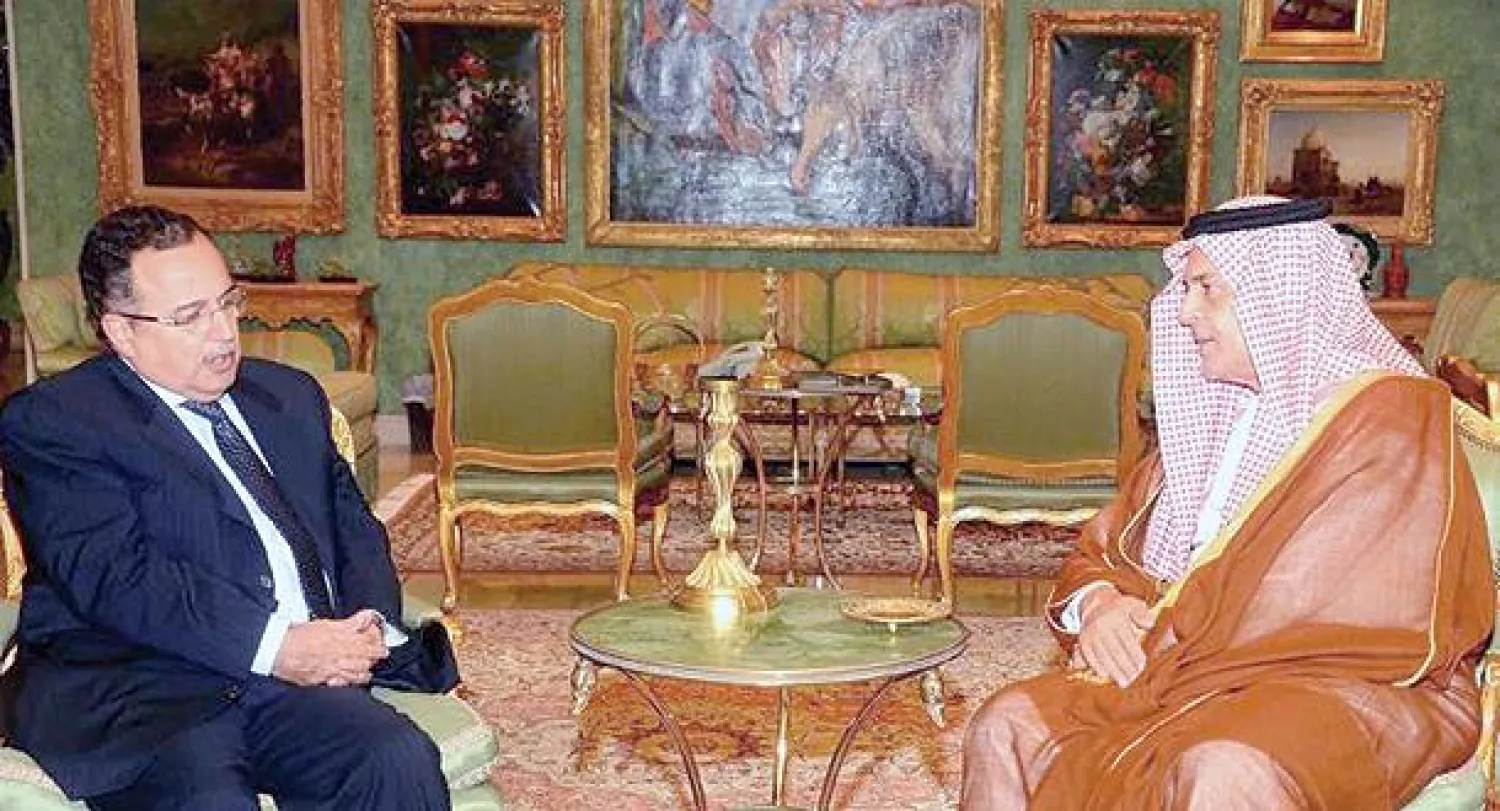 وزير الخارجية السعودي خلال لقائه بنظيره المصري في الرياض أمس  (واس)
