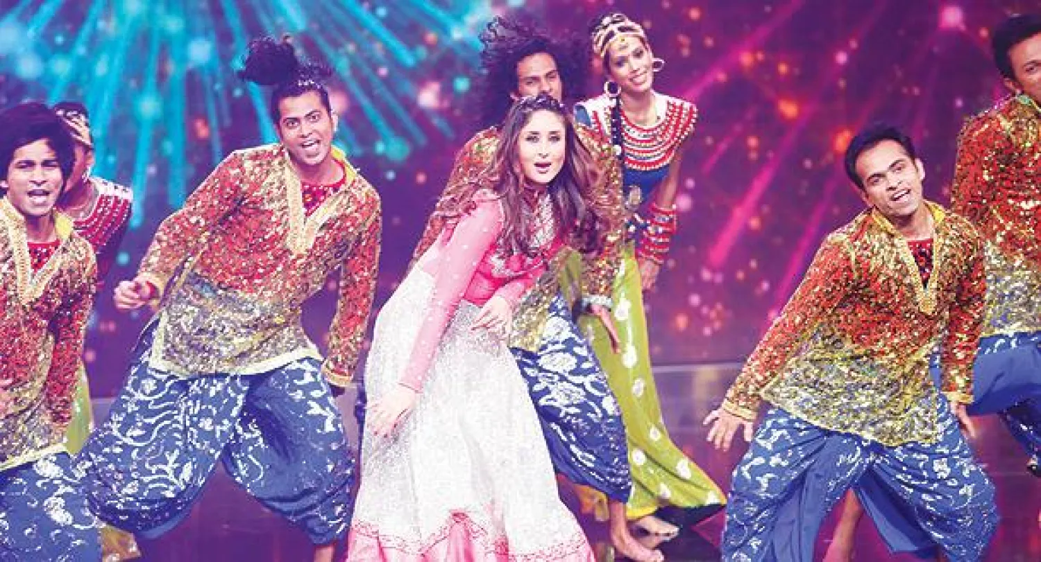 النجمة الهندية كارينا كابور أثناء رقصة استعراضية