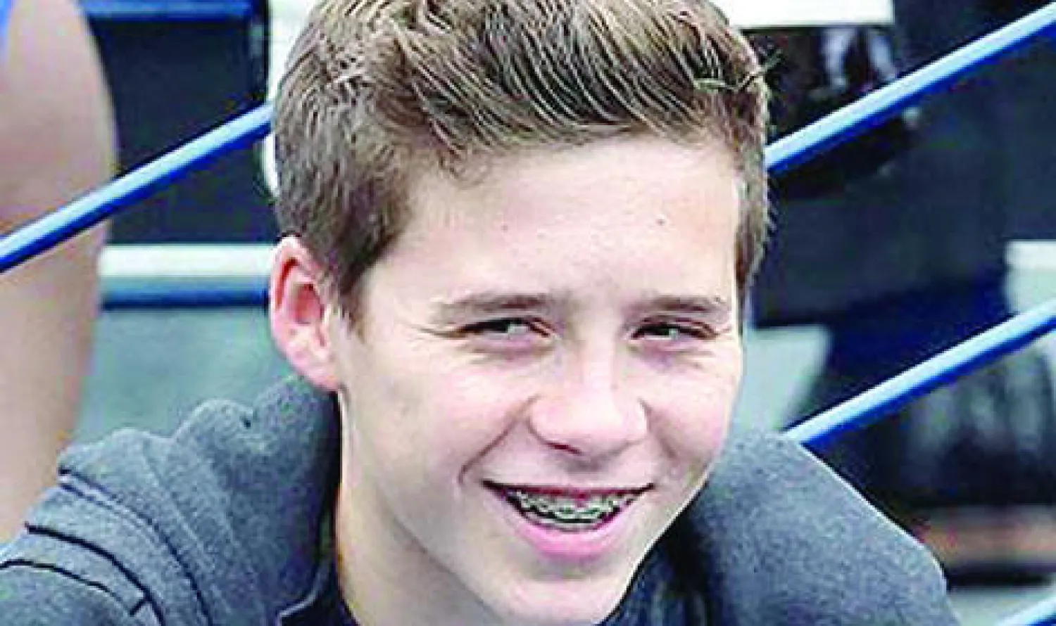 ابن بيكام يخضع للاختبارات بفريق الناشئين في مانشستر يونايتد