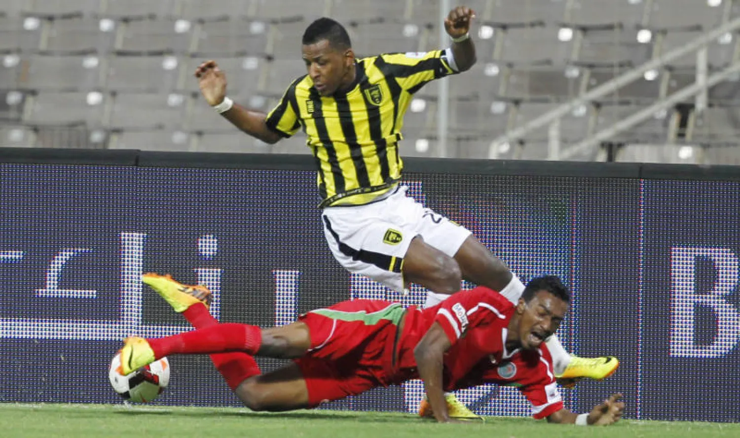 من مباراة الاتحاد والاتفاق في دوري المحترفين السعودي (تصوير: عدنان مهدلي)