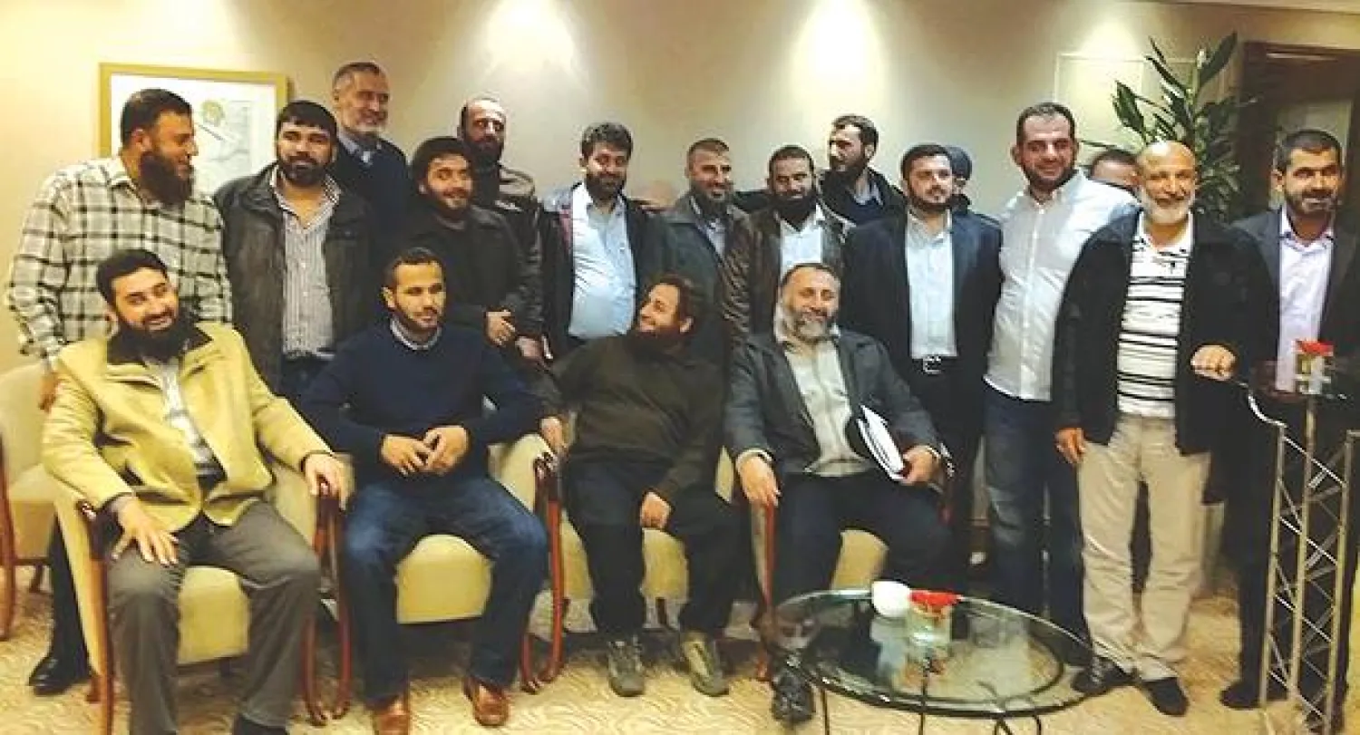 صورة وزعها المكتب الإعلامي للفصائل الإسلامية المشاركة في اجتماعات إسطنبول («الشرق الأوسط»)