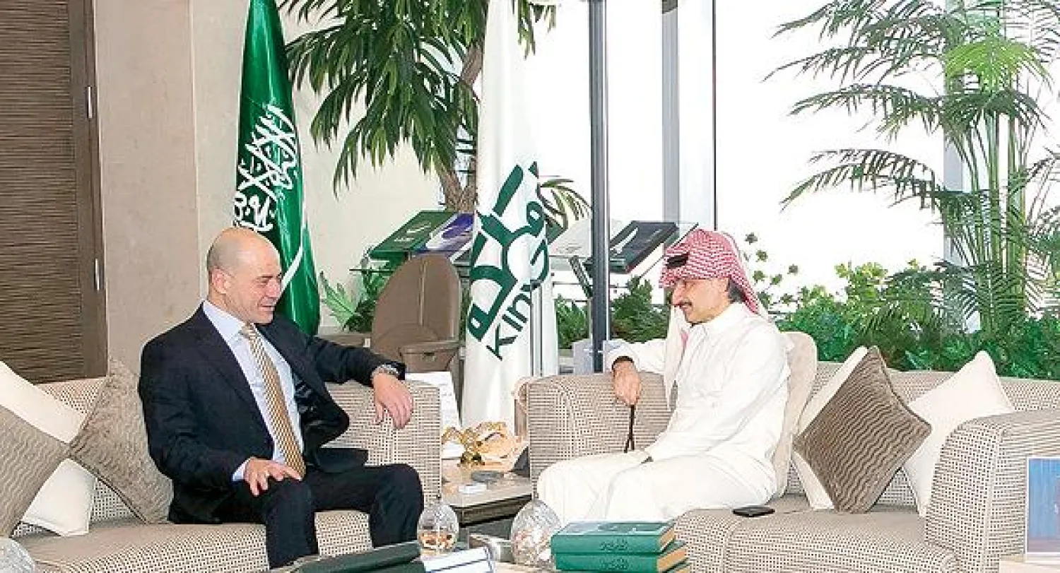 السفير اللبناني يجتمع مع الأمير الوليد ويثني على دعمه للبنان