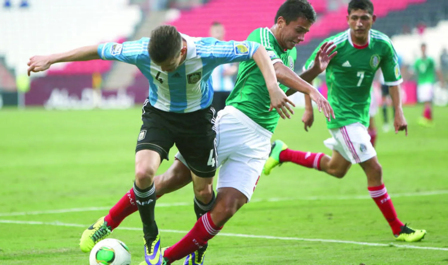 المكسيك تبحث عن الثأر من نيجيريا في نهائي كأس العالم للناشئين