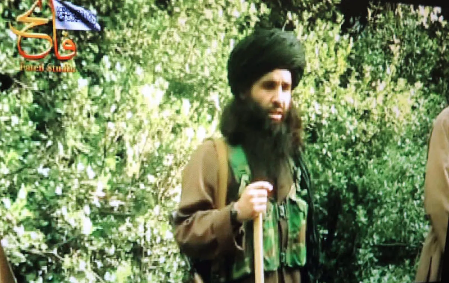 صورة لمقطع مصور على شبكة الانترنت للملا فضل الله