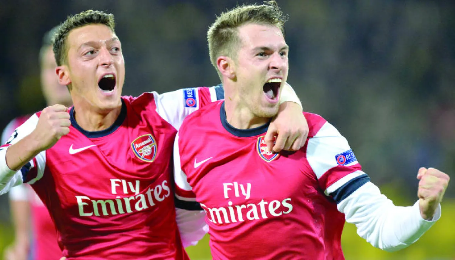 صدارة آرسنال للدوري الإنجليزي تواجه اختبارا صعبا في ضيافة مانشستر يونايتد