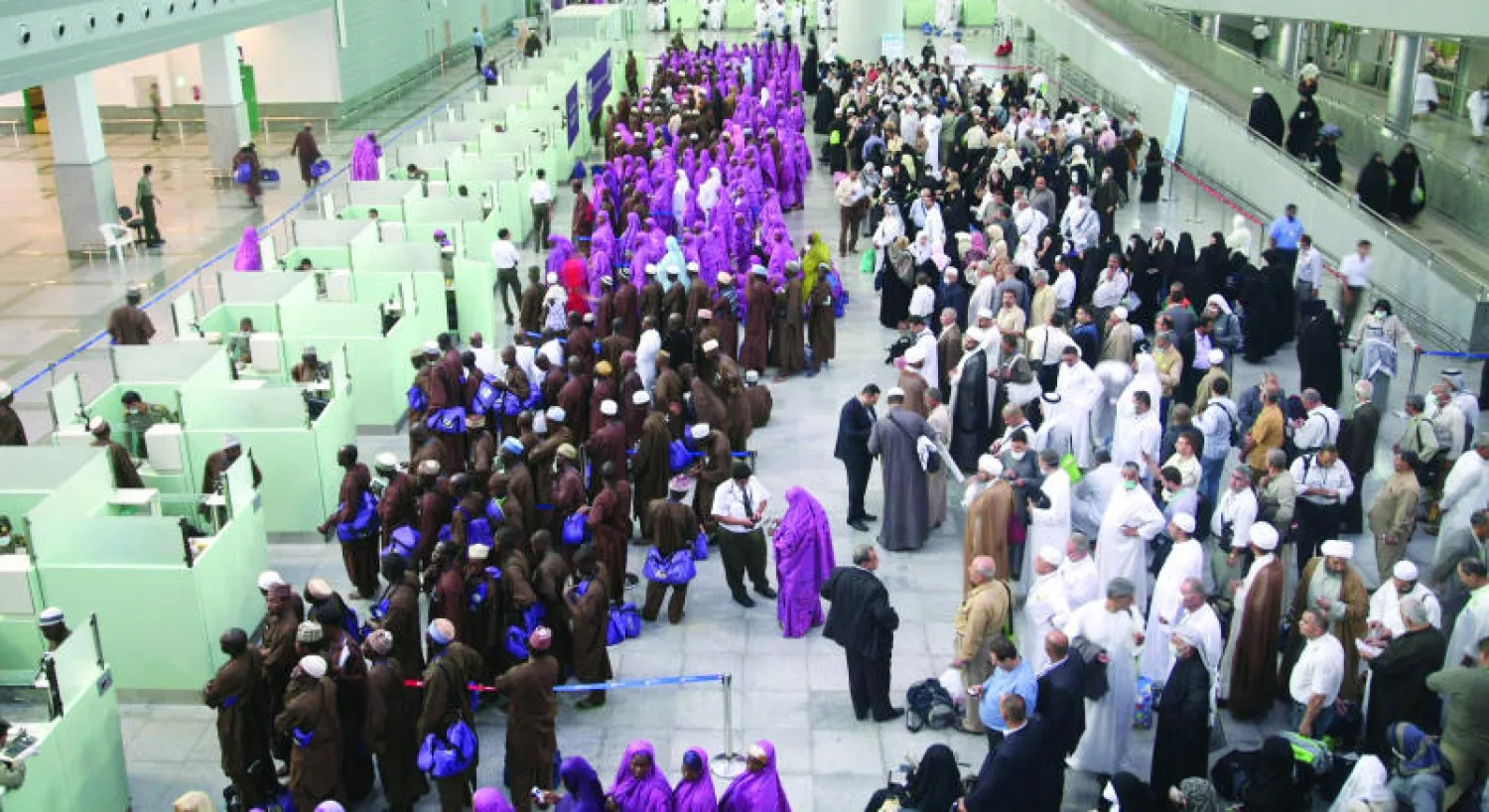 لجنة حكومية تفتح تحقيقا مع 16 شركة قصرت في تقديم خدماتها للحجاج