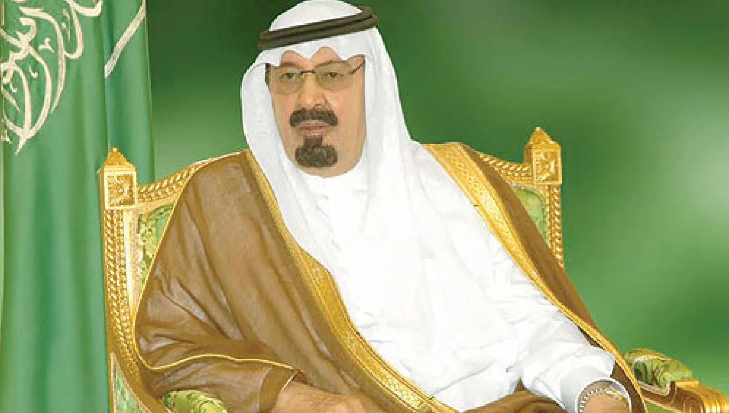 تلقى السلطان قابوس بن سعيد، سلطان عمان، أمس (الخميس) رسالة شفوية من أخيه خادم الحرمين الشريفين الملك عبد الله بن عبد العزيز، ملك المملكة العربية السعودية. وتتعلق الرسالة بالعلاقات الأخوية المتينة التي تربط البلدين الشقيقين وسبل دعمها وتعزيزها في كافة المجالات، إضافة إلى الأمور ذات الاهتمام المتب...