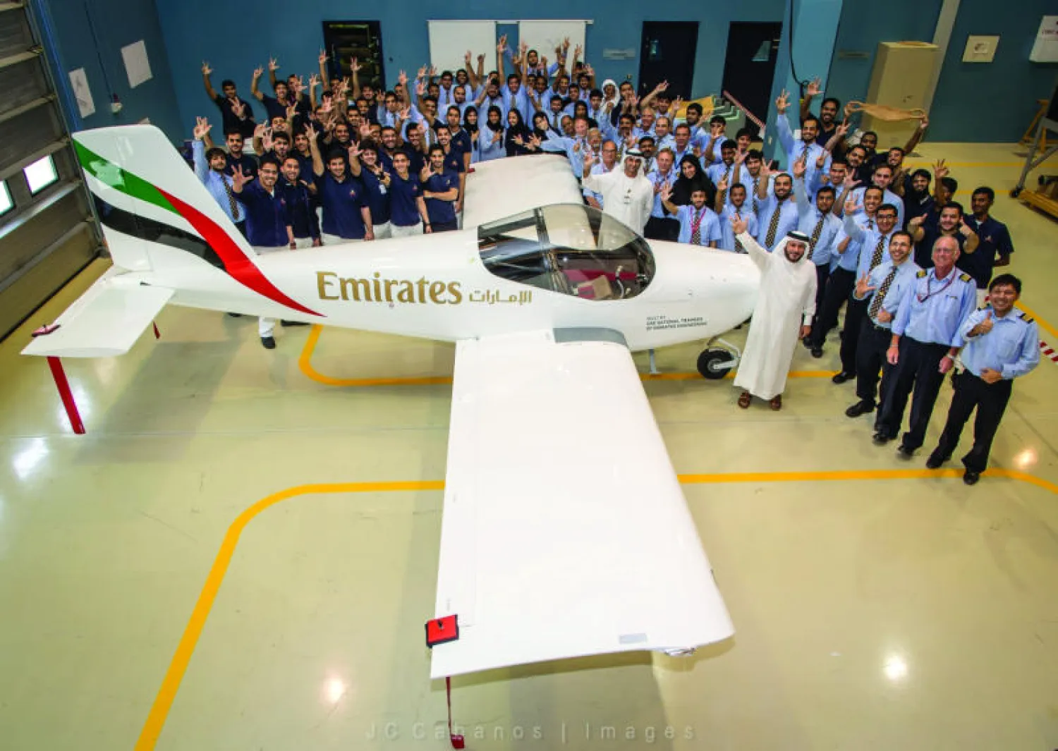 «طيران الإمارات» تعلن عن بناء طائرتها الخاصة محليا