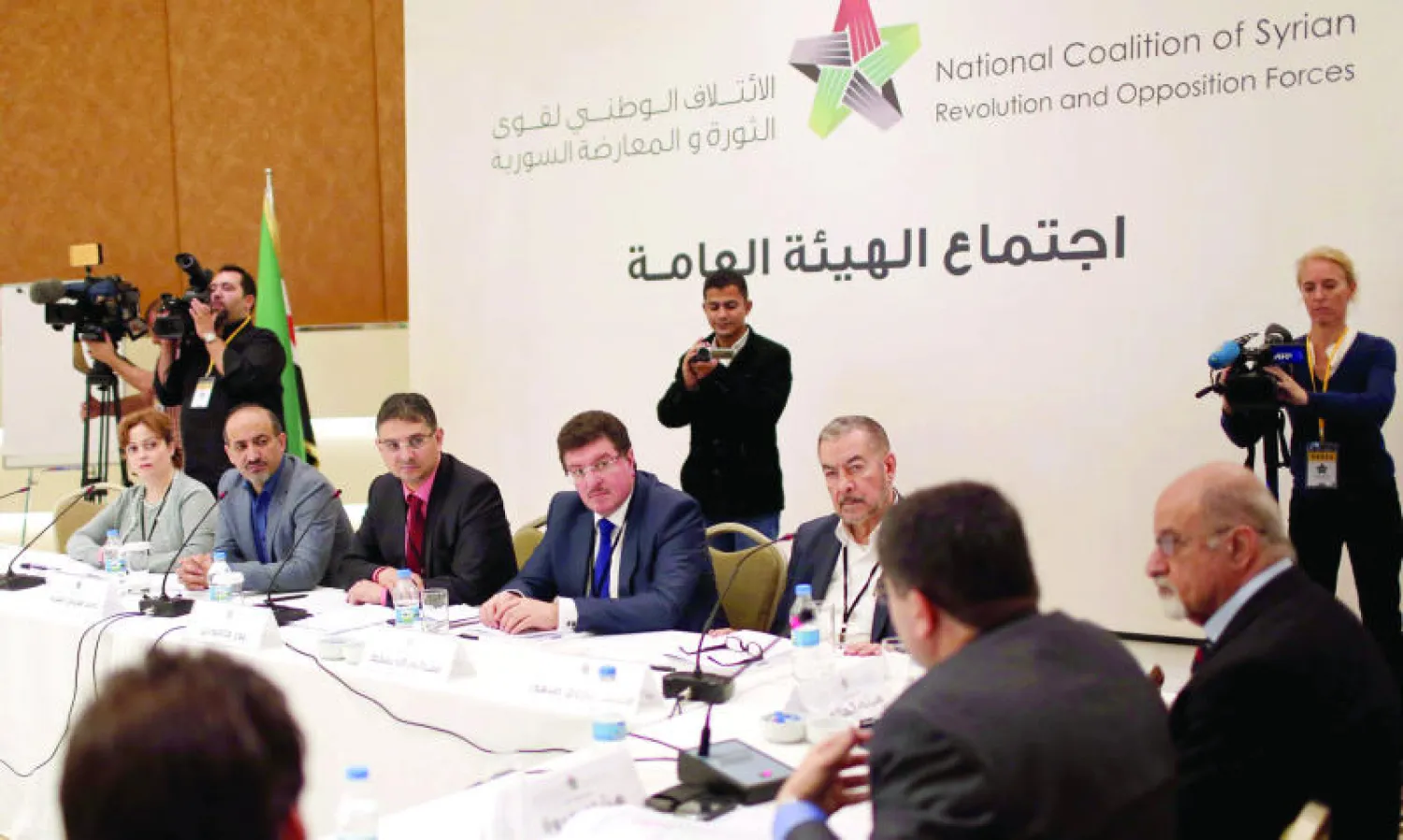 أسماء الوزراء تعطل تشكيل الحكومة المؤقتة في سوريا