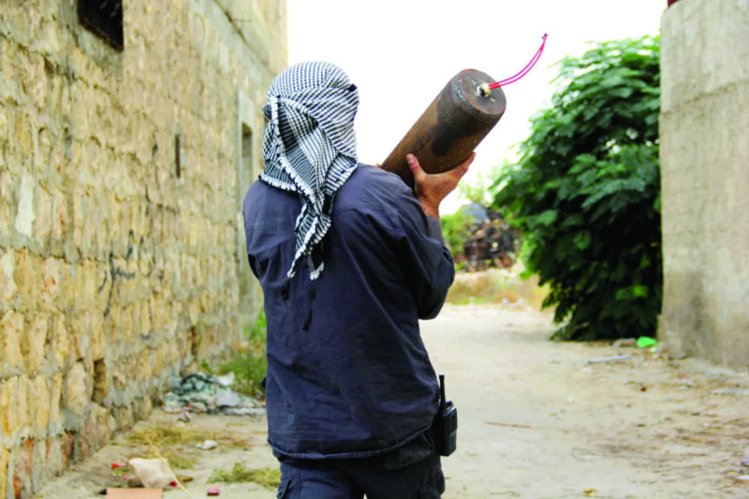 المعارضة تستعيد السيطرة على قاعدة استراتيجية مكلفة حماية مطار حلب