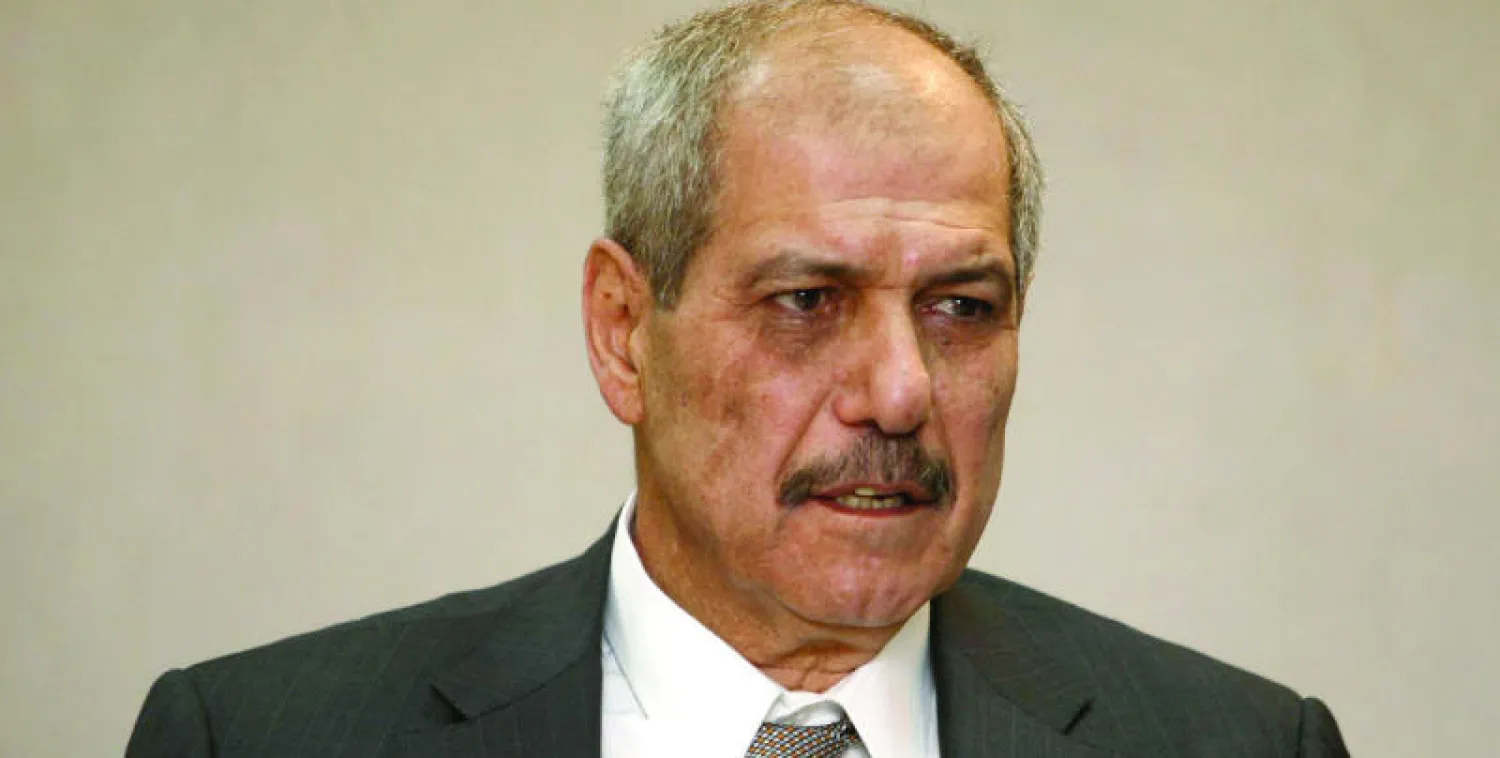 الطراونة يدخل على الخط ويتوسط لحل الأزمة بين «الرأي» وحكومة النسور