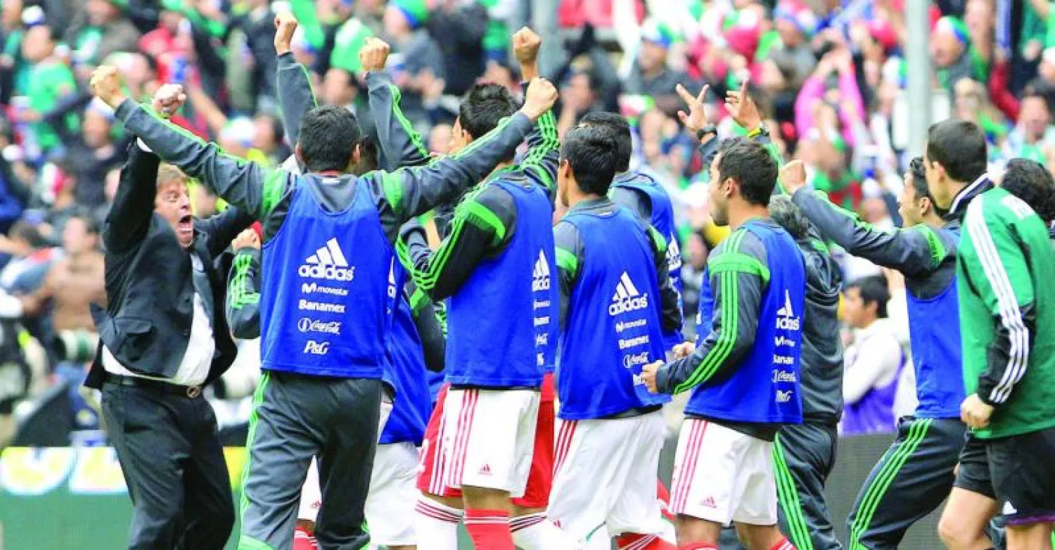 المكسيك تحتفل بالفوز الساحق على نيوزيلندا بخماسية