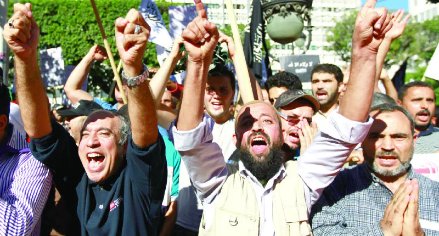 رفض مسيرة للمعارضة التونسية.. وخلاف حول العد التنازلي لاستقالة الحكومة