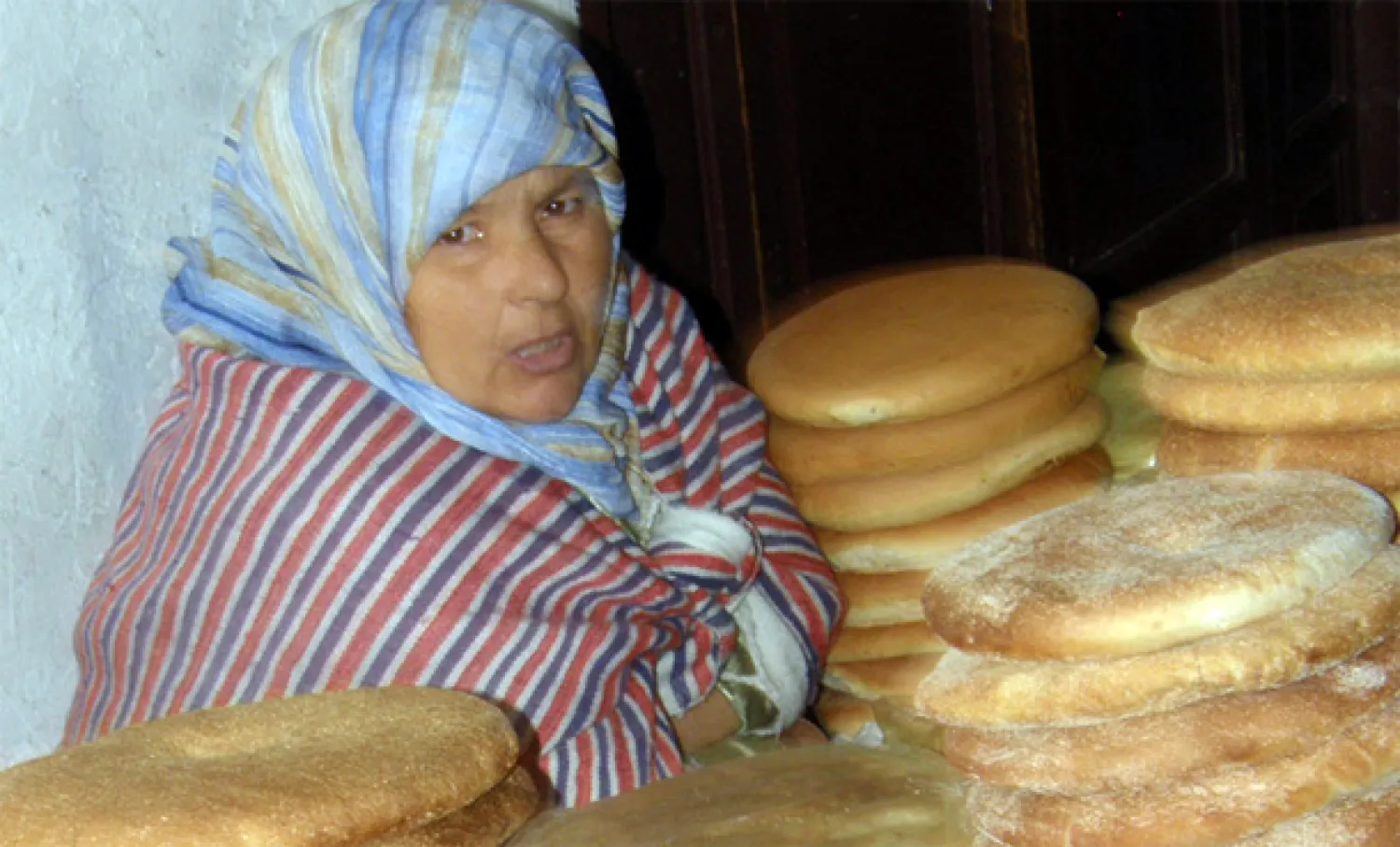 الحكومة المغربية تتراجع عن فرض الضريبة على مواد واسعة الاستهلاك