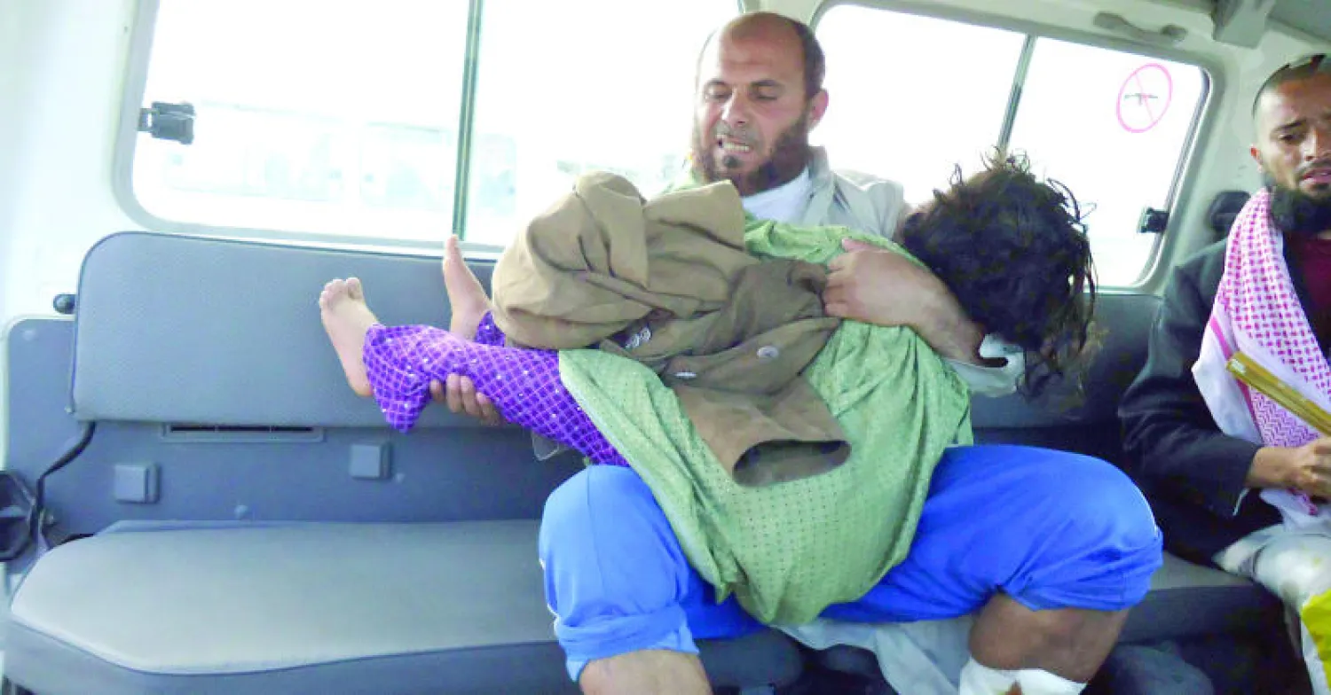 اليمن: الصليب الأحمر يجلي عشرات الجرحى من دماج.. وفريق صعدة يقر سحب الآليات الثقيلة