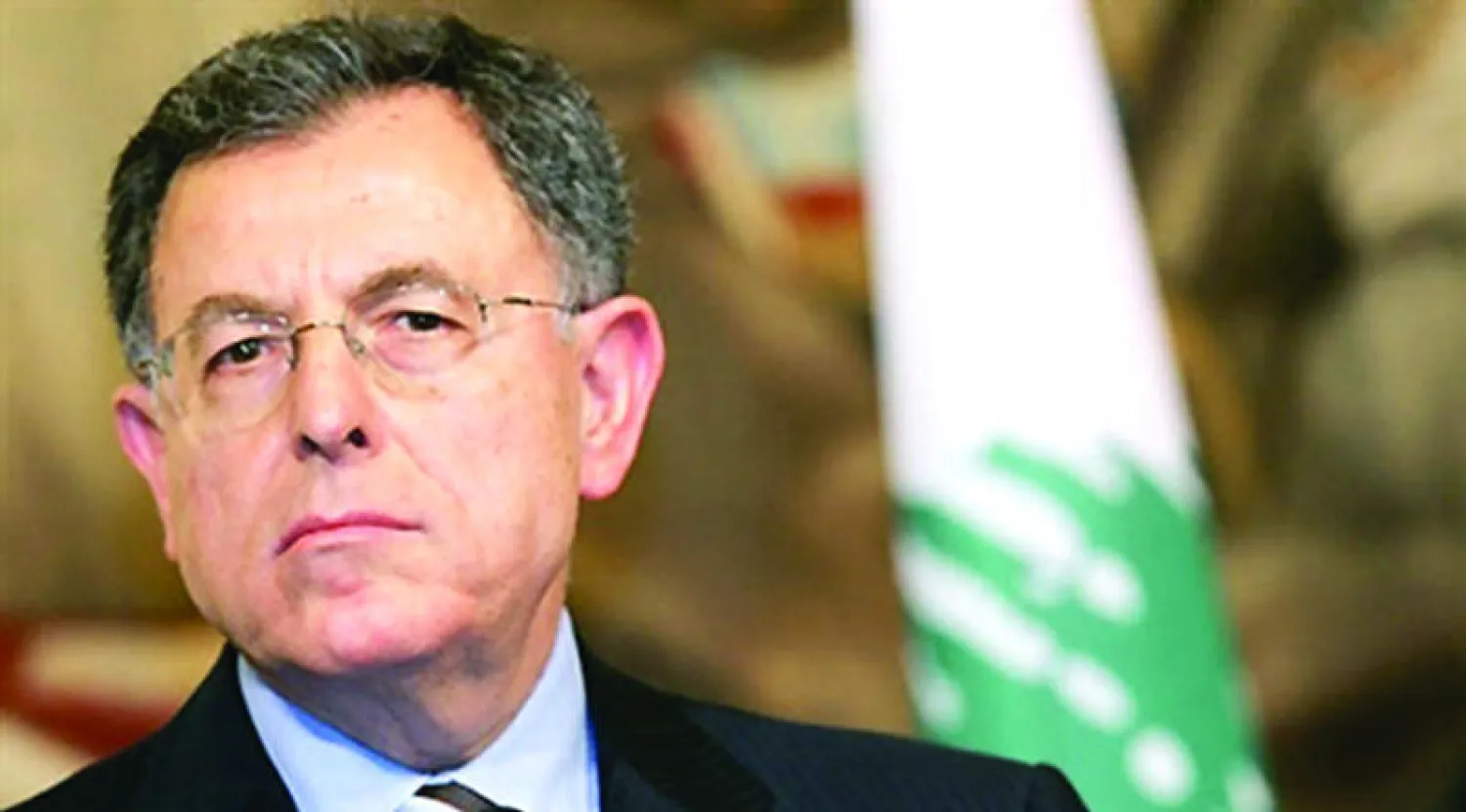 السنيورة لـ «الشرق الأوسط»: بطء العملية السياسية سببه السلاح واستخدام لبنان كمنصة