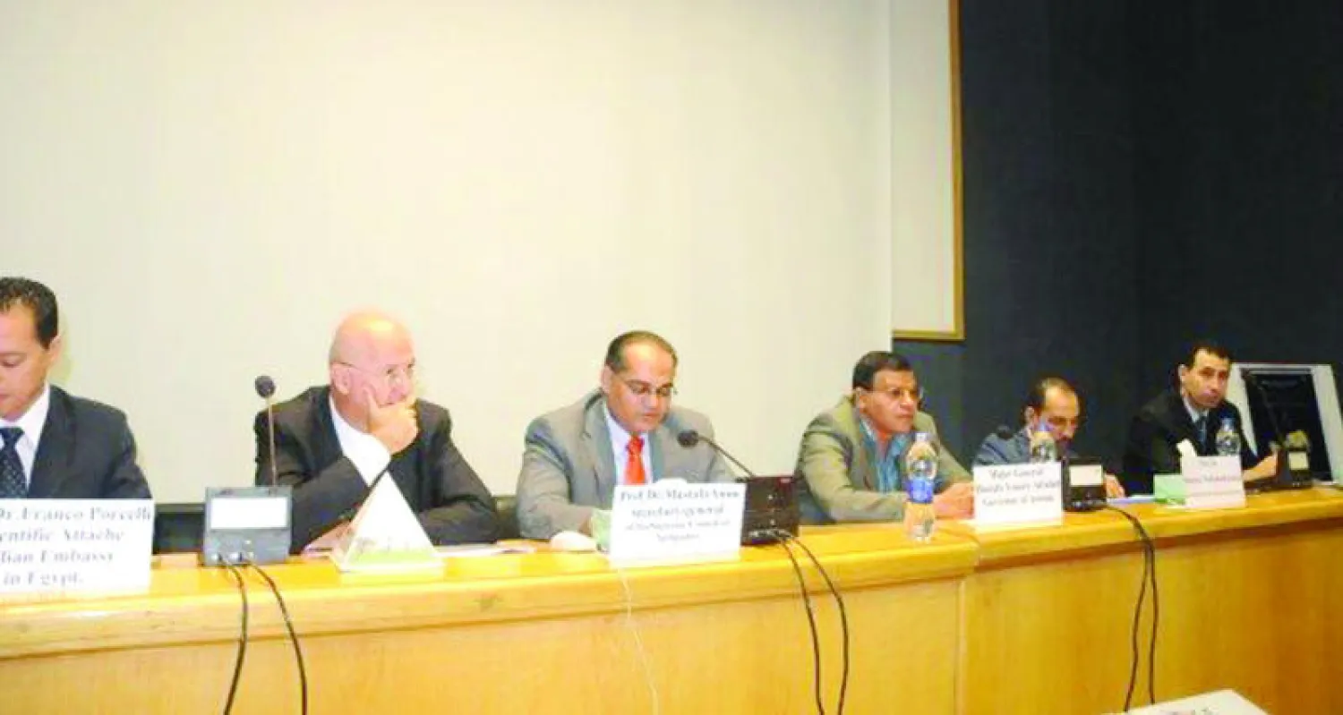 إيطاليا ترفع حظر سفر مواطنيها إلى مصر