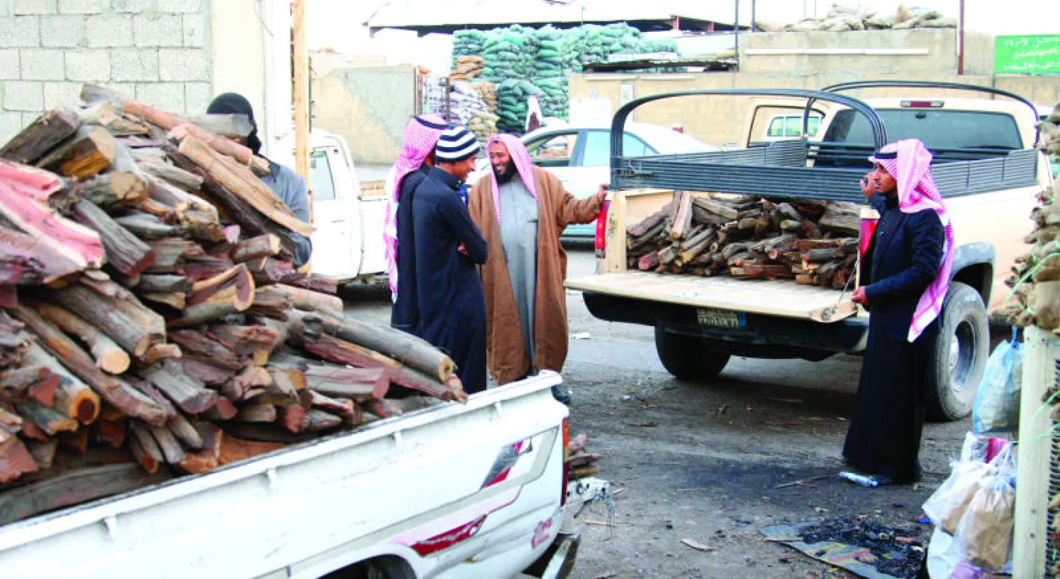 «الزراعة» تتعهد بإجراءات رادعة لـ«الاحتطاب الجائر» وتقدم تسهيلات للاستيراد الخارجي