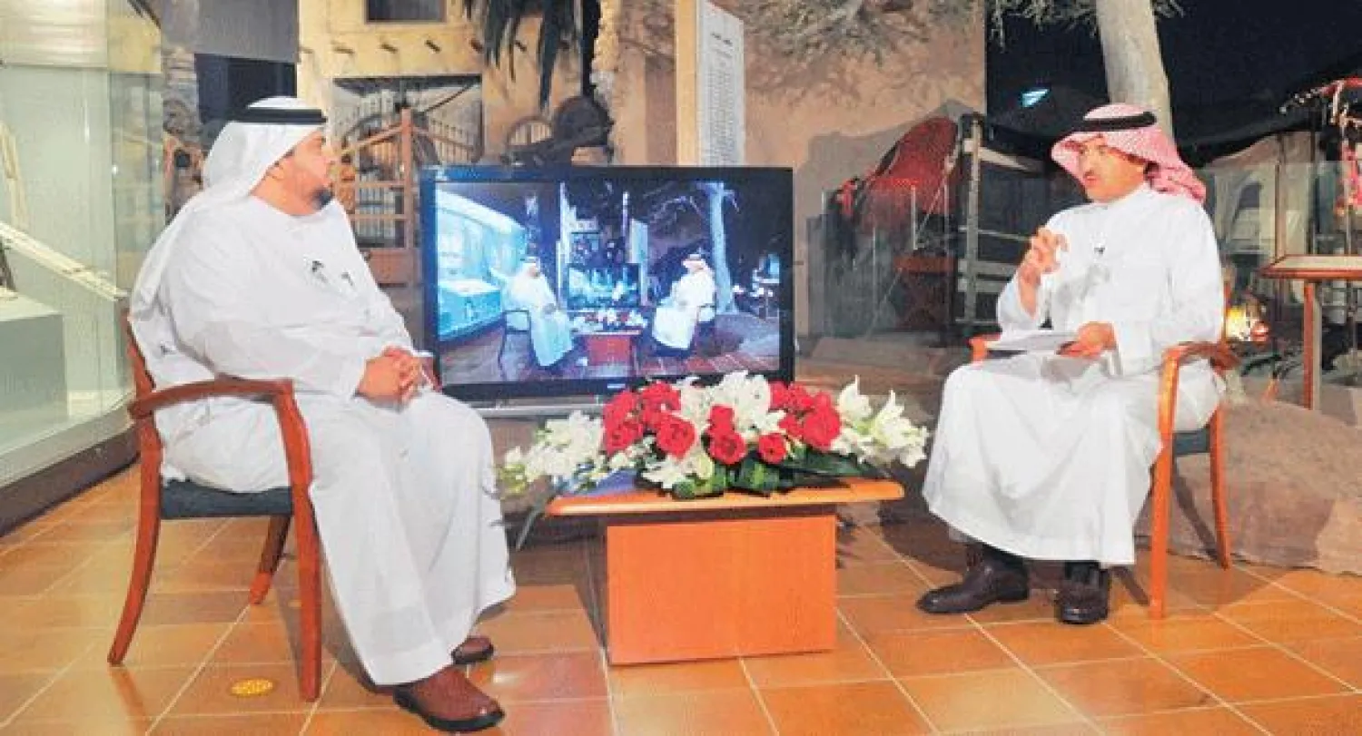 الأمير سلطان بن سلمان خلال استضافته في «حوارات المملكة» على القناة الإلكترونية يوم أول من أمس («الشرق الأوسط»)