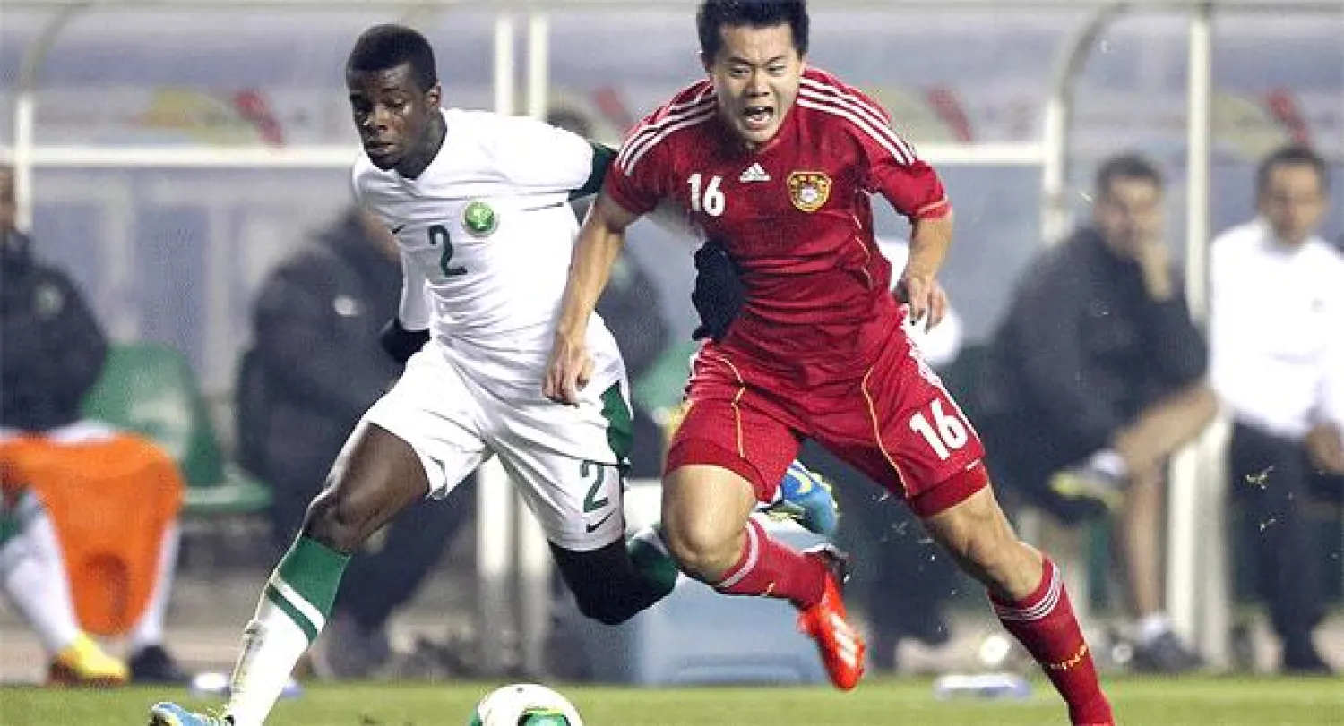 وسط 45 ألف مشجع.. السعودية تعادل الصين وتتصدر المجموعة الحديدية