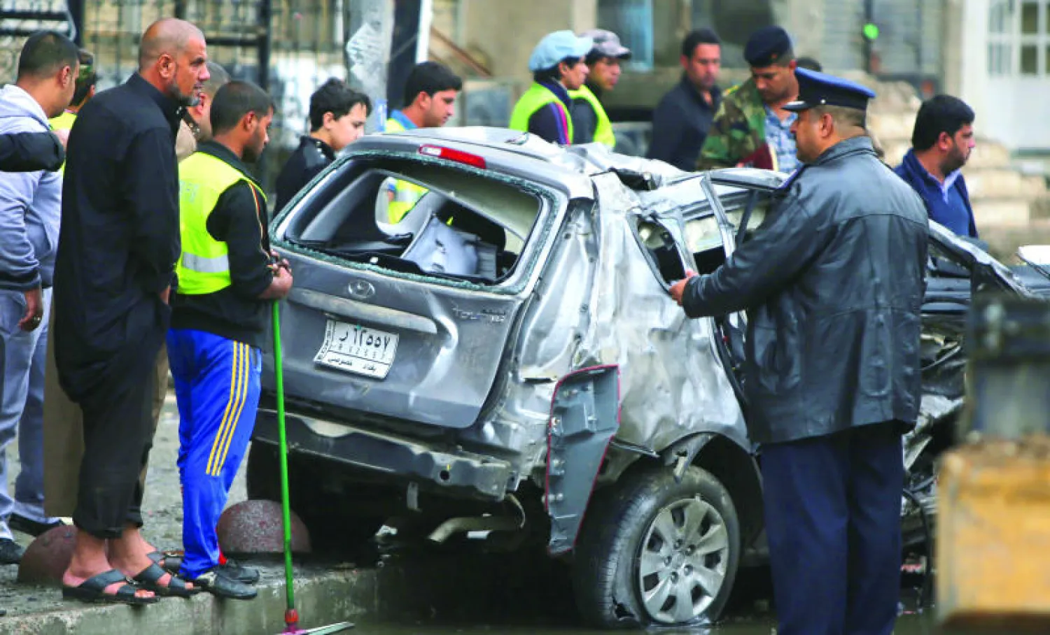 تفجيرات تضرب مناطق تجارية وأحياء شعبية في بغداد وتوقع عشرات القتلى والجرحى