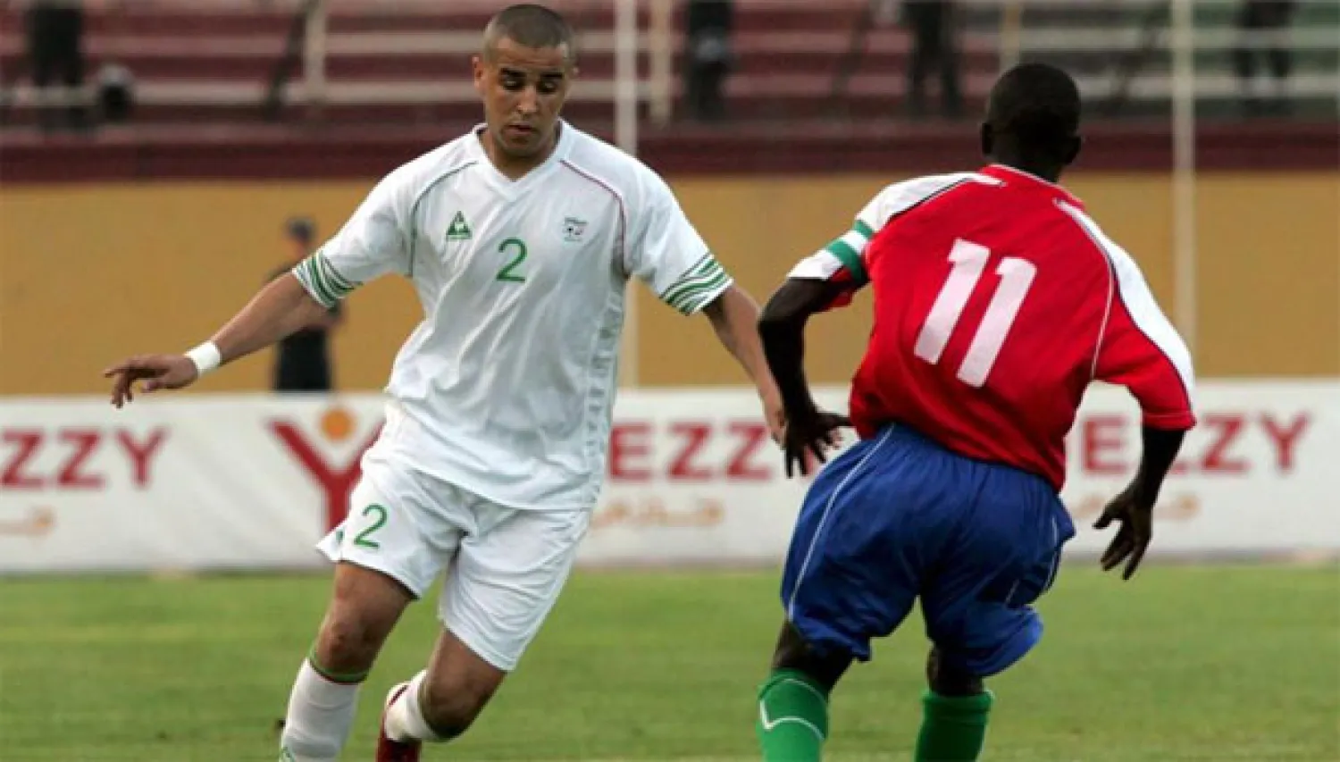 احتجاج بوركينا فاسو يقلق ملايين العرب على مصير الجزائر في المونديال