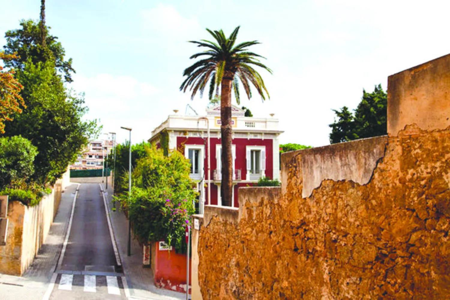 فيللا بـ3.25 مليون دولار في برشلونة