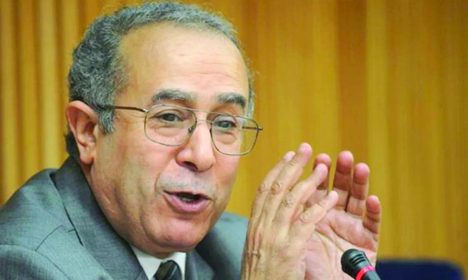 وزير خارجية الجزائر: قمة الكويت فتحت صفحة جديدة في التعاون العربي - الأفريقي