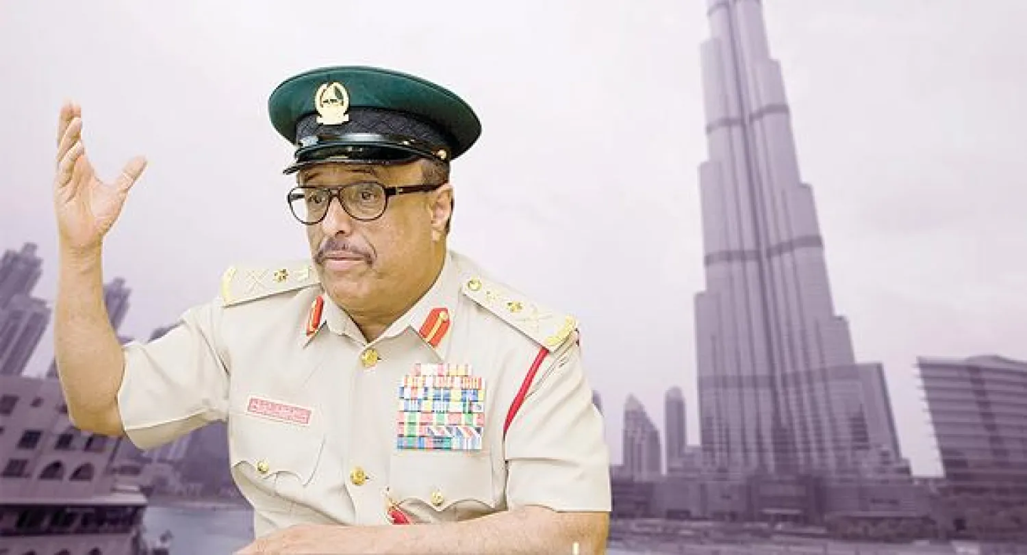 ضاحي خلفان..  مسيرة {قائد شرطة}