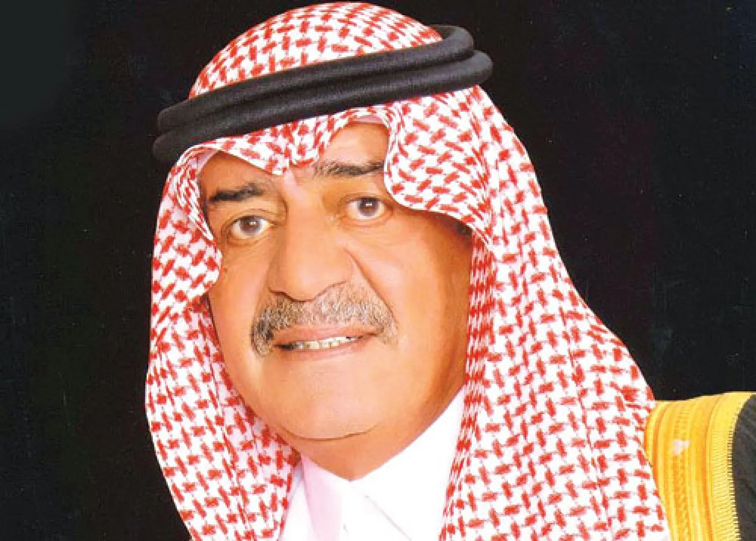 الأمير مقرن بن عبد العزيز