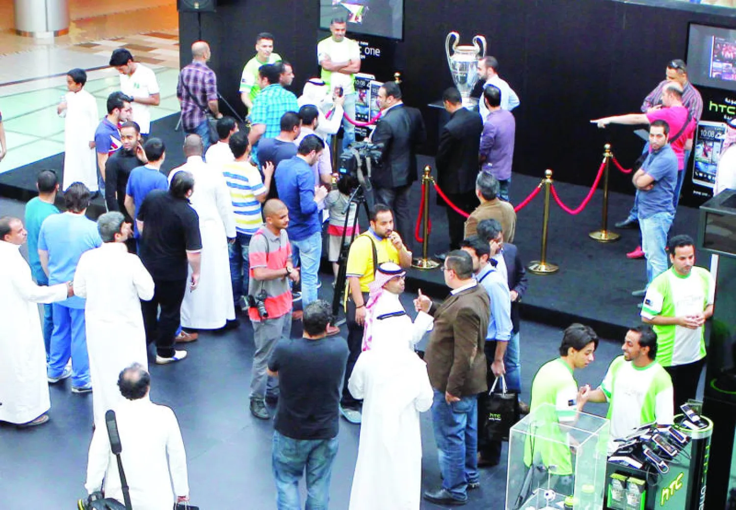 كأس أبطال أوروبا تفاجئ عشاق كرة القدم في «جدة والرياض»