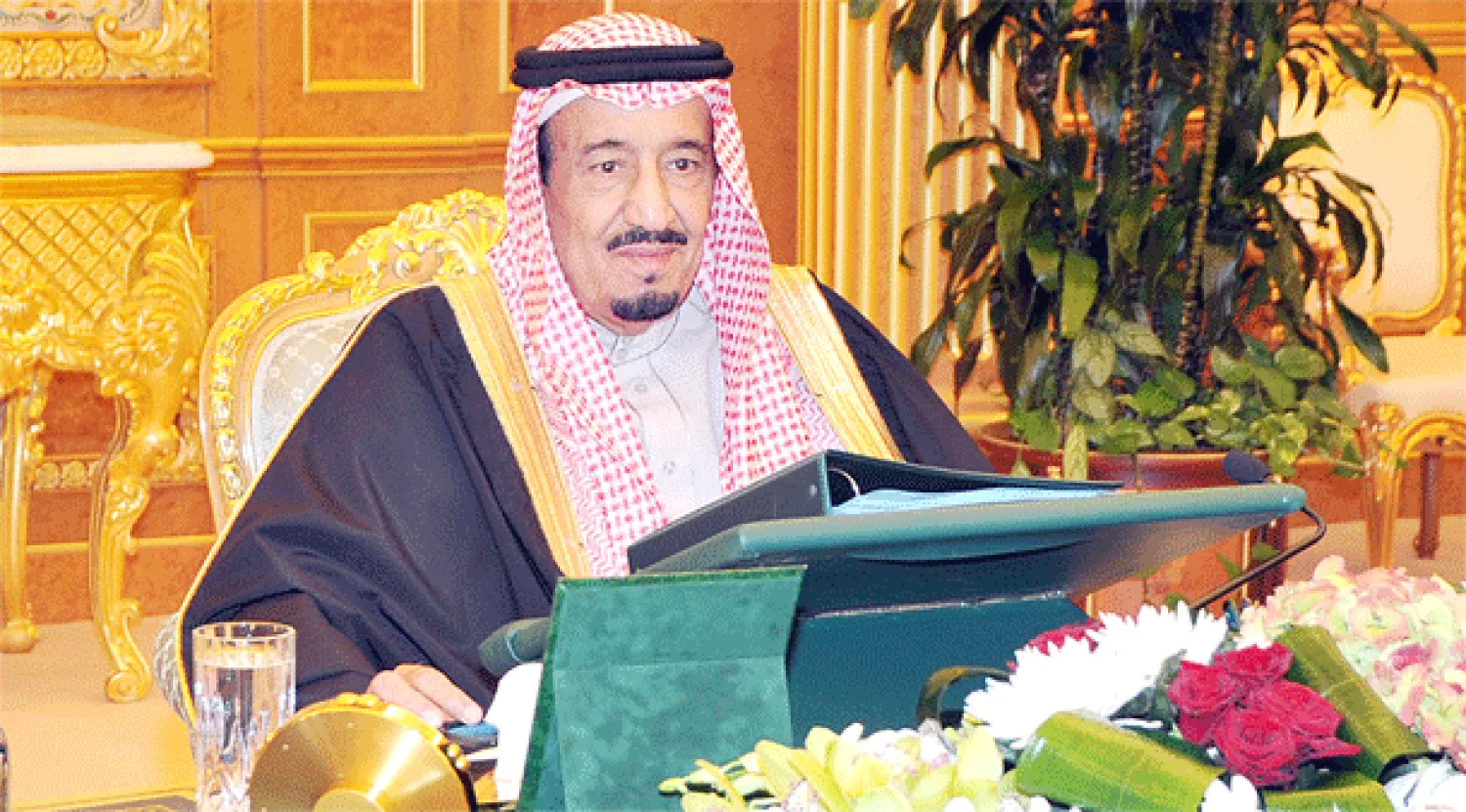 ولي العهد الأمير سلمان بن عبد العزيز لدى رئاسته جلسة مجلس الوزراء اليوم في الرياض (واس)