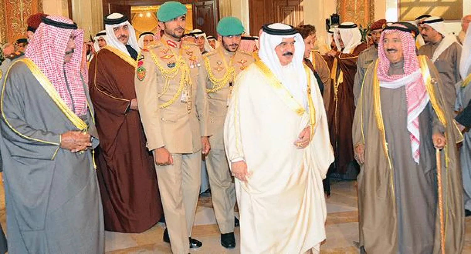 أمير الكويت وملك البحرين خلال القمة