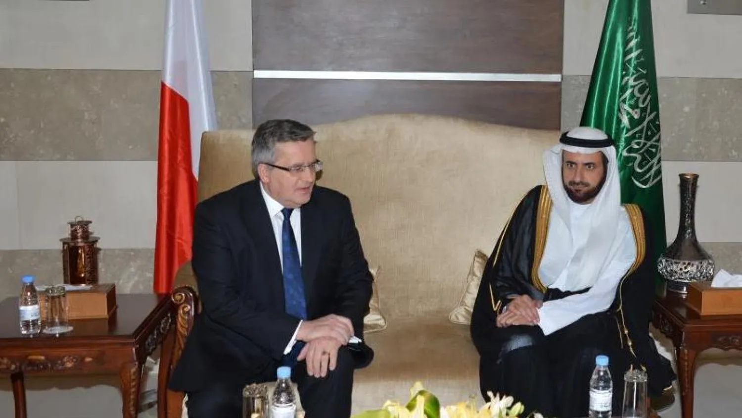 الرئيس البولندي مع وزير التجارة والصناعة السعودي خلال زيارته للرياض الأسبوع الماضي