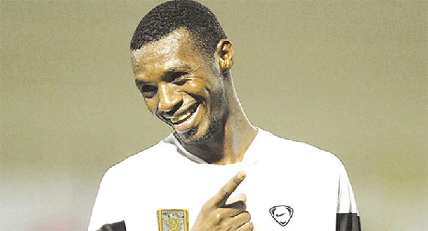 الشباب يفاجئ الهلال بالدخول على خط المفاوضات مع كريري