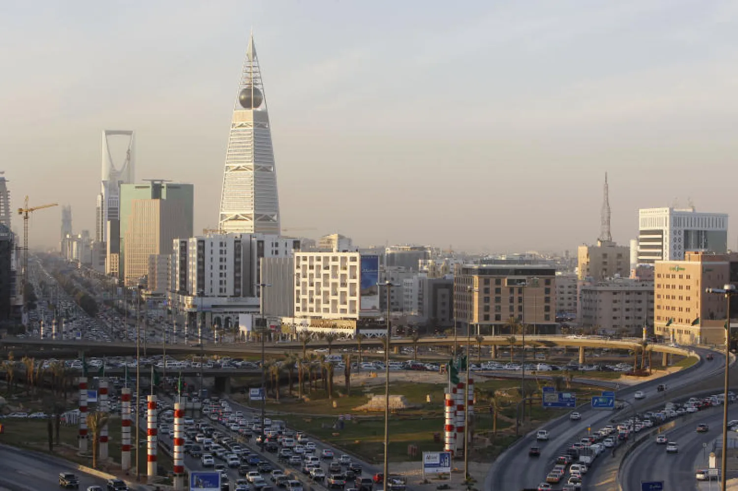 دراسة تفصح عن آفاق لإنشاء 26 مجمعا صناعيا في السعودية مستفيدة من حزمة المحفزات («الشرق الأوسط»)