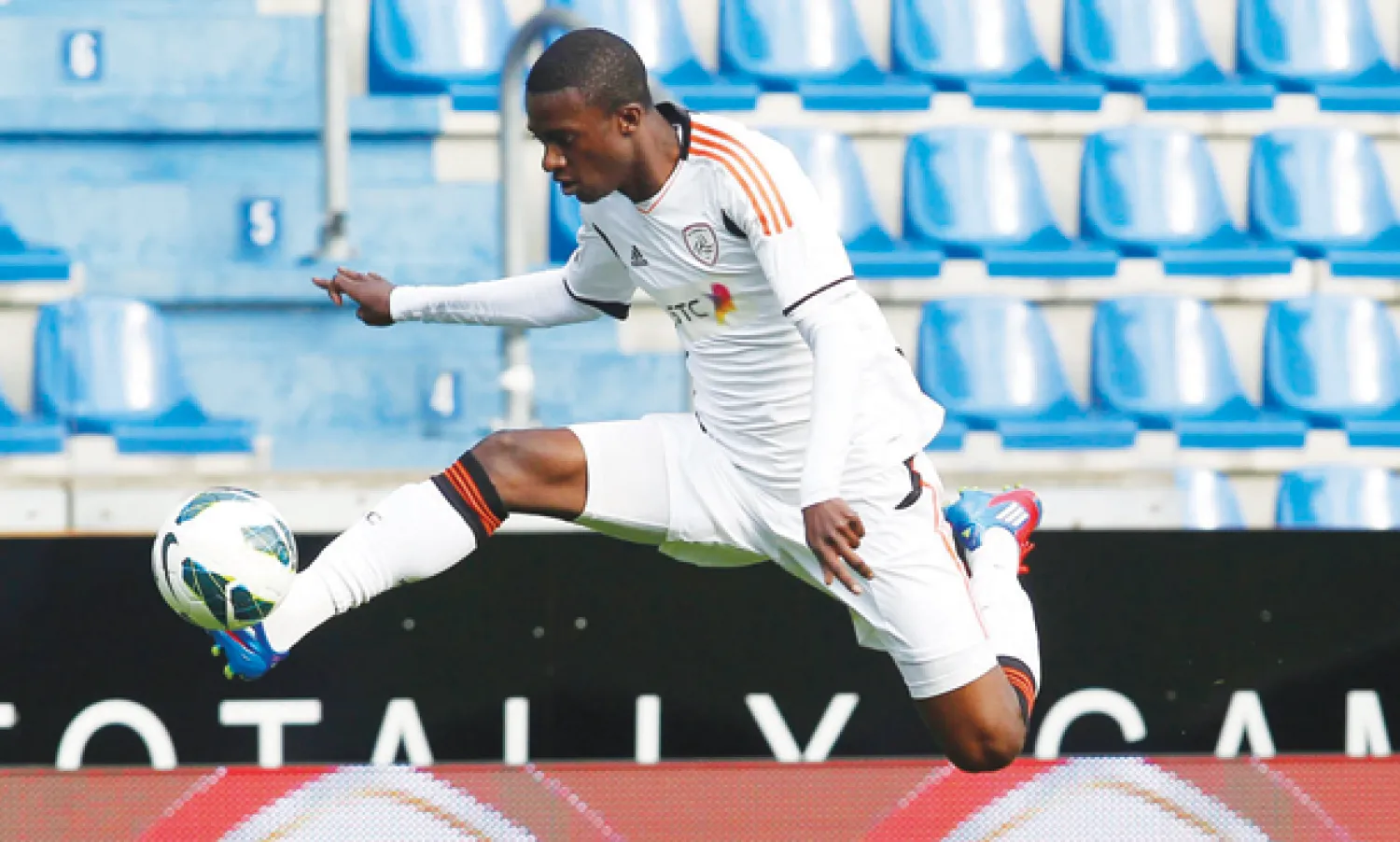 حسن معاذ لا يزال يرغب في الانتقال للهلال