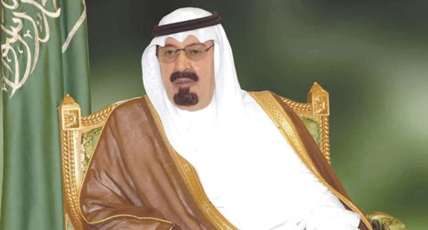 خادم الحرمين الشريفين يهنئ أمير قطر باليوم الوطني لبلاده