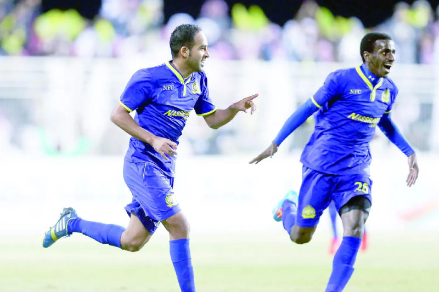 عبده عطيف لاعب النصر يحتفل بهدفه في مرمى نجران (تصوير: عبد العزيز النومان)