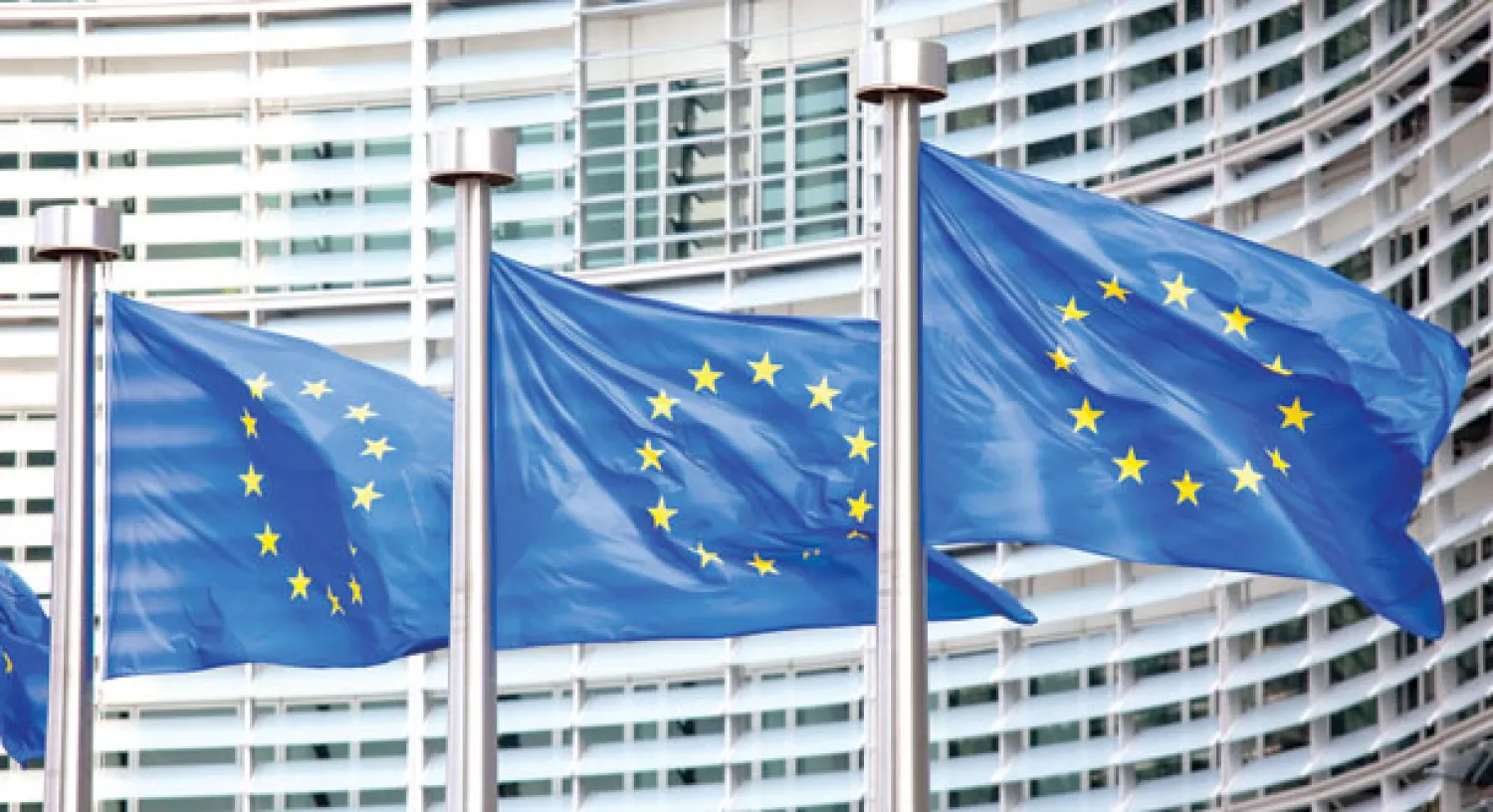 ستاندرد آند بورز تجرد الاتحاد الأوروبي من تصنيفه الائتماني الممتاز