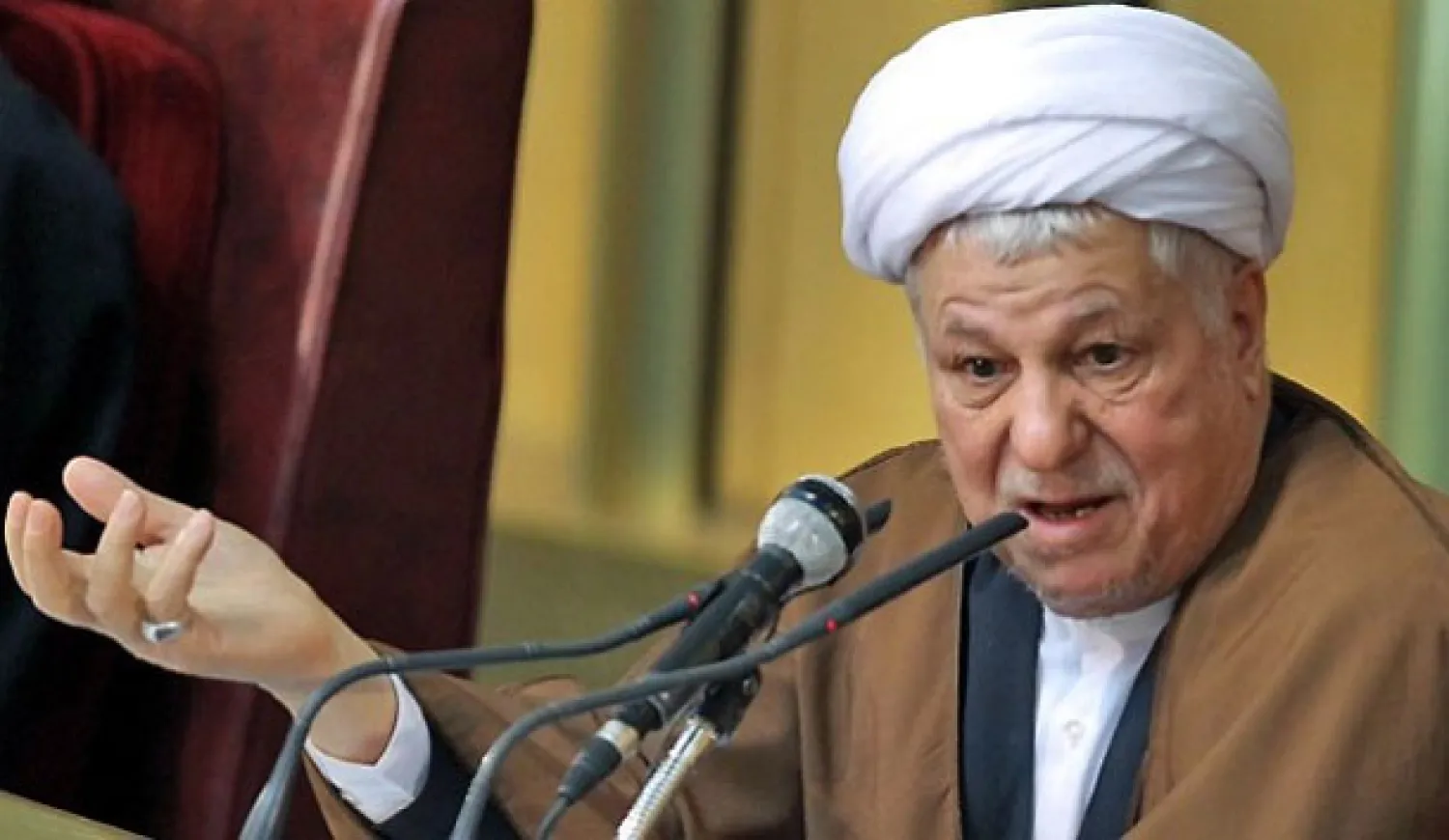 رفسنجاني يشيد بقدرة حكومة روحاني على إصلاح ما أفسده نجاد