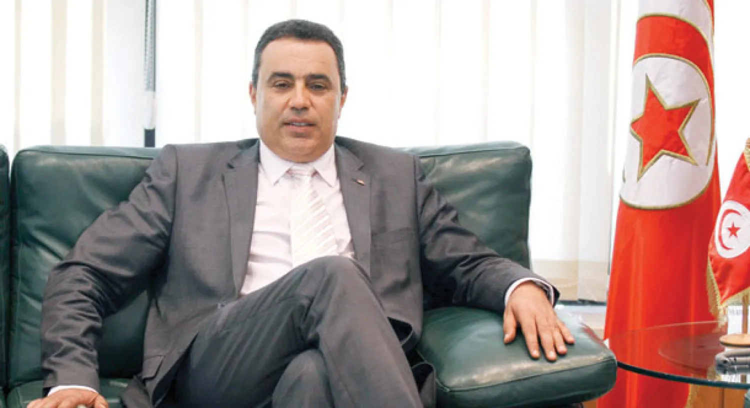 المهدي جمعة رئيس الحكومة التونسية (رويترز)