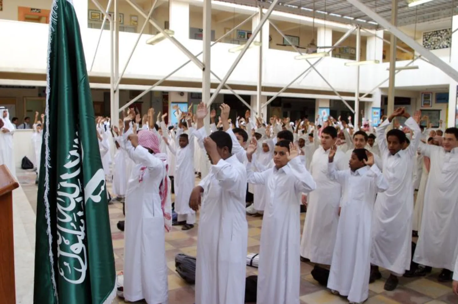 مسؤولون حكوميون يؤكدون أن محور اهتمام الميزانية ارتكز على التنمية البشرية وتأهيلها