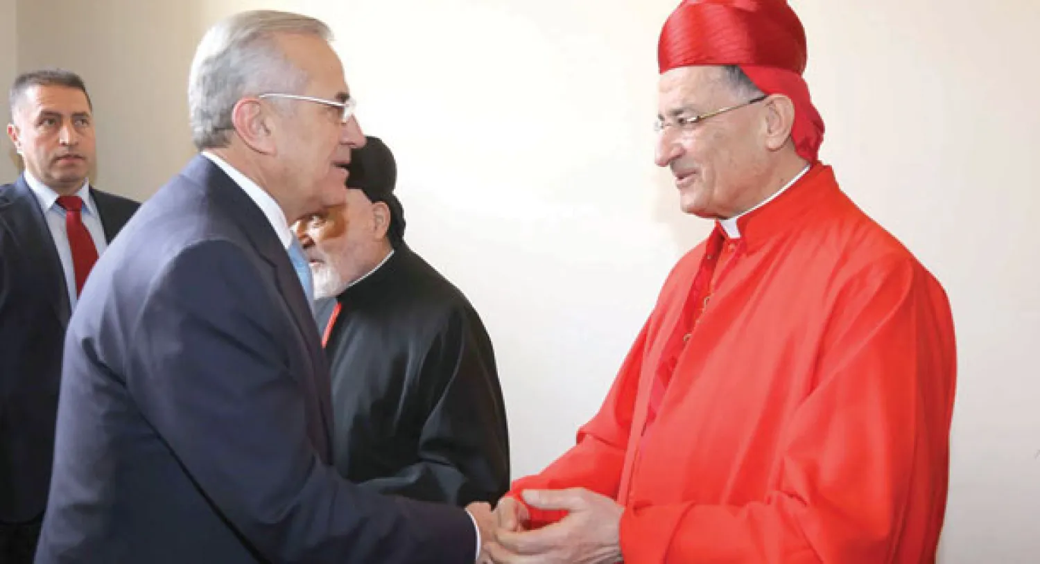 الرئيس اللبناني ميشال سليمان لدى حضوره قداس عيد الميلاد في بكركي أمس (دالاتي ونهرا)