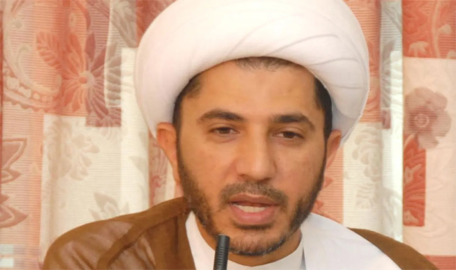 الشيخ علي سلمان أمين عام جمعية الوفاق الإسلامية